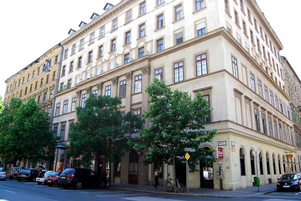 Budapest Centrum Cozy Hostel Экстерьер фото