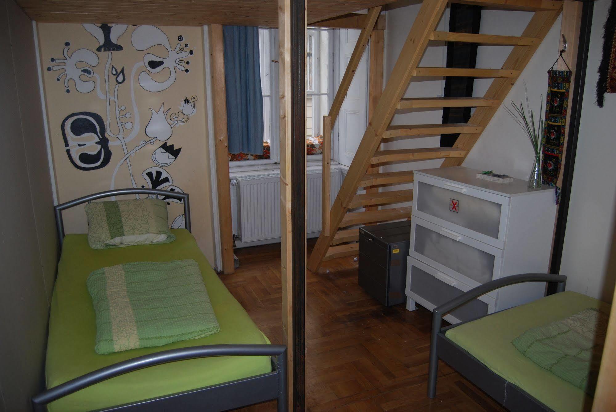 Budapest Centrum Cozy Hostel Экстерьер фото